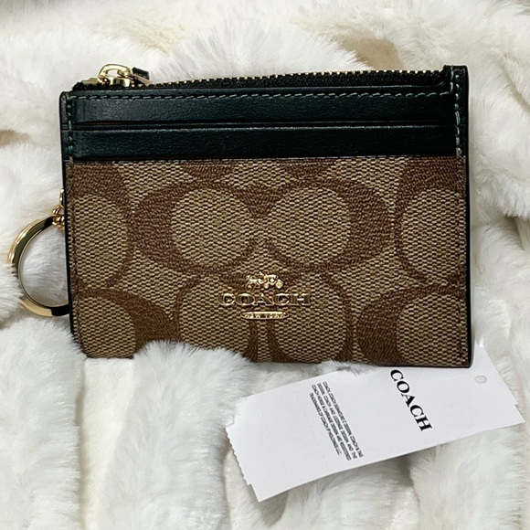 Coach Handbags - ❄️ New Coach Leather Amazon Green Khaki Mini ID Card Holder Keychain Wallet